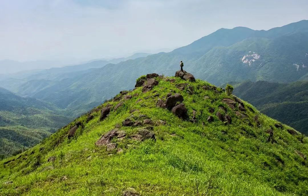 【打卡越城岭，湘桂6+1】偶遇高山黄花季，溯溪网红花果山——7月22-23日（周六，周日）环线石牌山活动召集