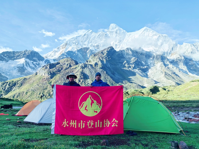 永州市登山协会珠峰东坡环线顺利穿越成功